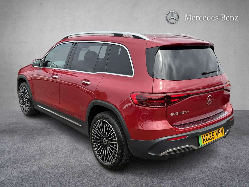 Mercedes-Benz EQB 250 140Kw Amg Line Premium 70.5Kwh 2025 KO25VPV Red #5