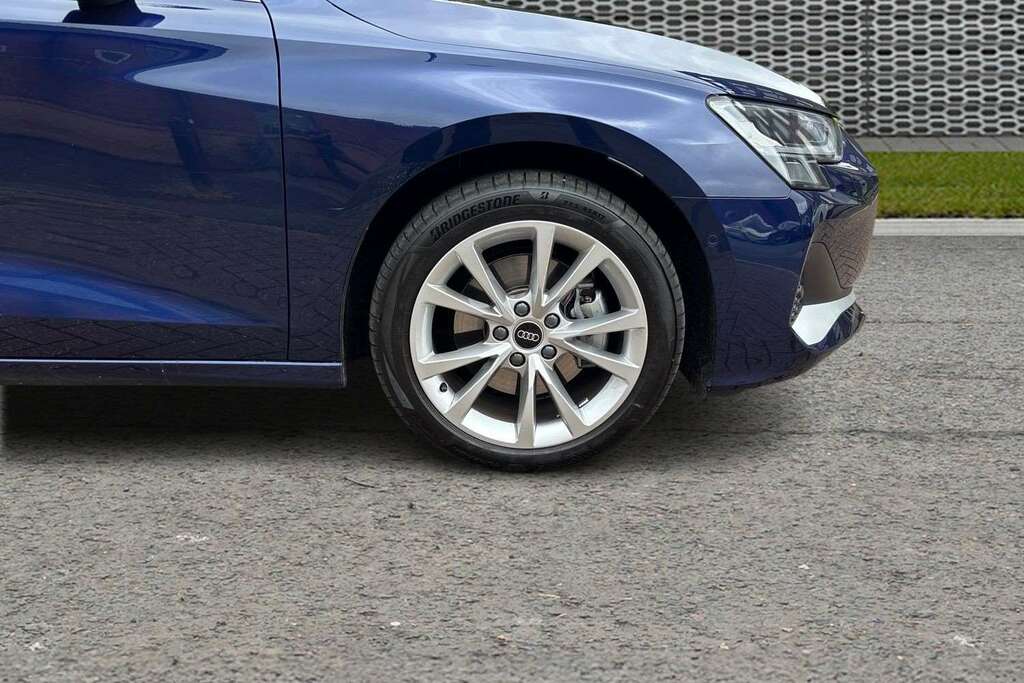 Audi A3 1.5 Tfsi E 204 Sport S Tronic 2026 BD26HTF Blue #5