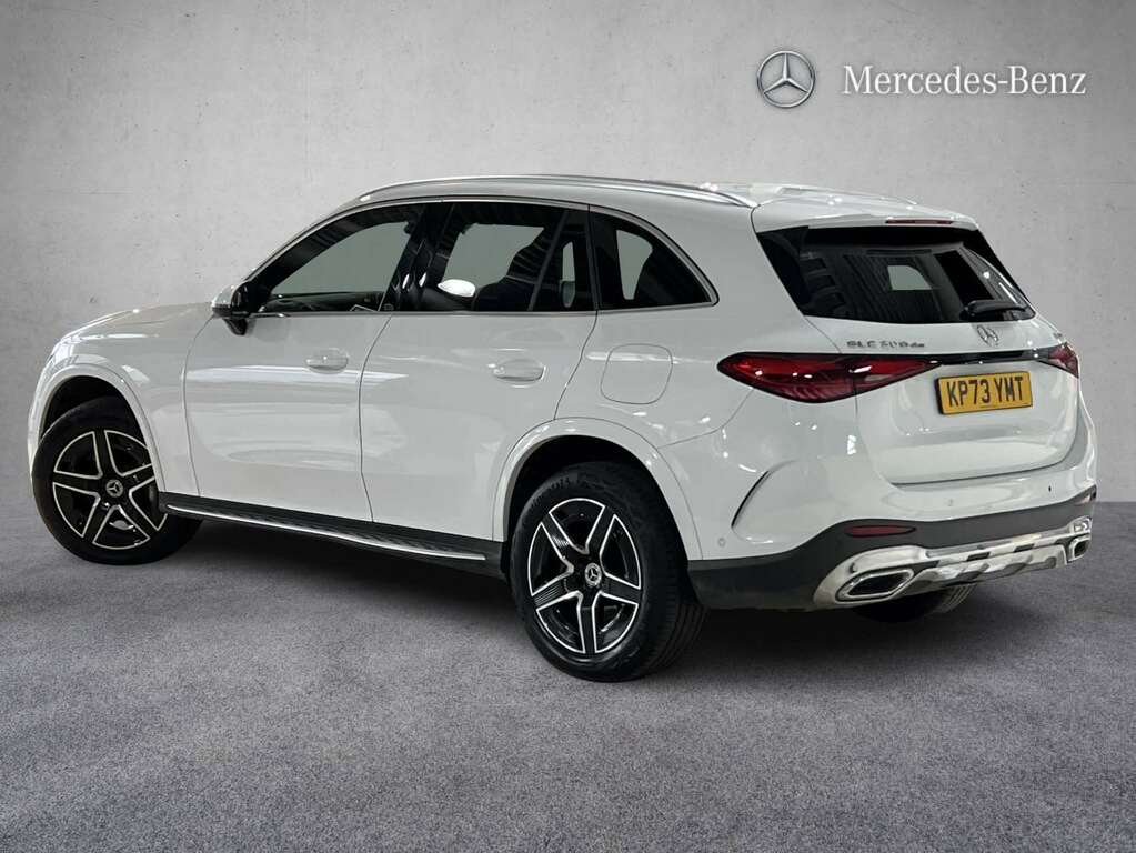 Mercedes-Benz GLC Class 300De 4Matic Amg Line 9G-tronic 2023 KP73YMT White #2