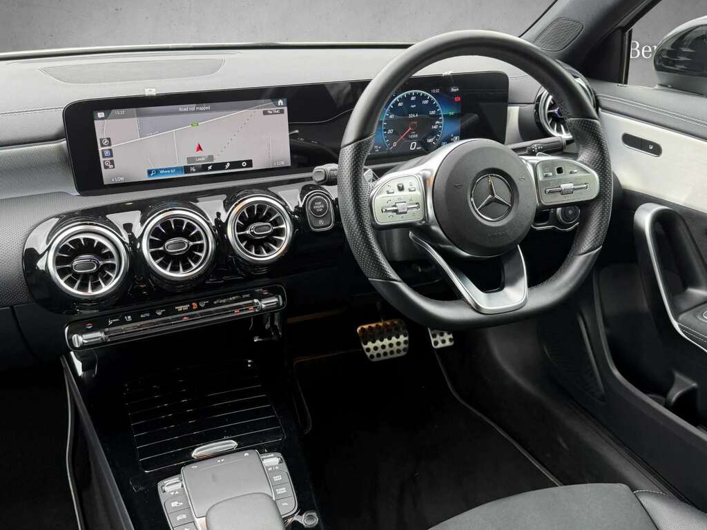 Mercedes-Benz A Class A180 Amg Line Executive Edition 2022 YE22WMD White #4
