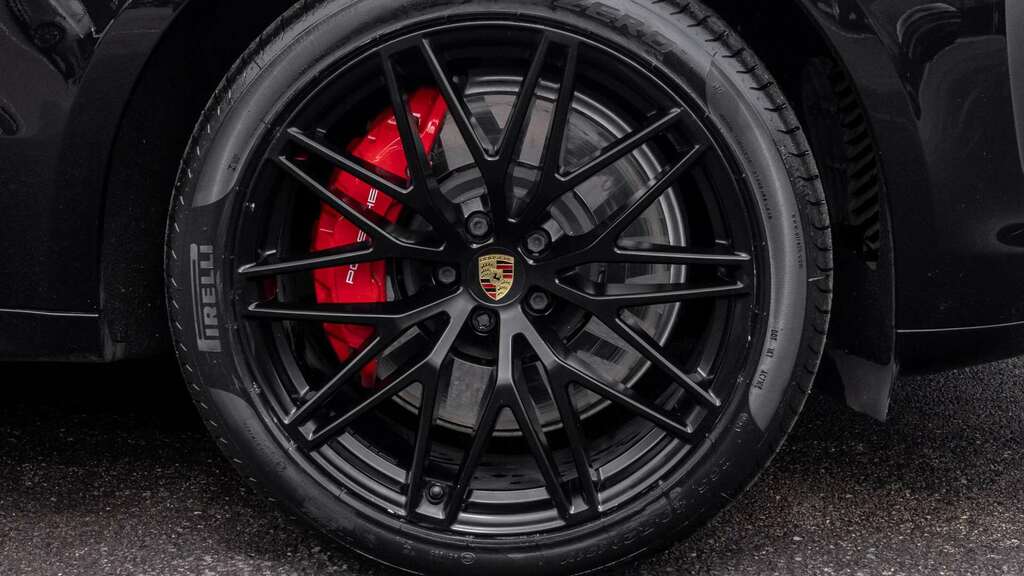 Porsche Macan Gts S-a 2022 PE22KUX Black #3