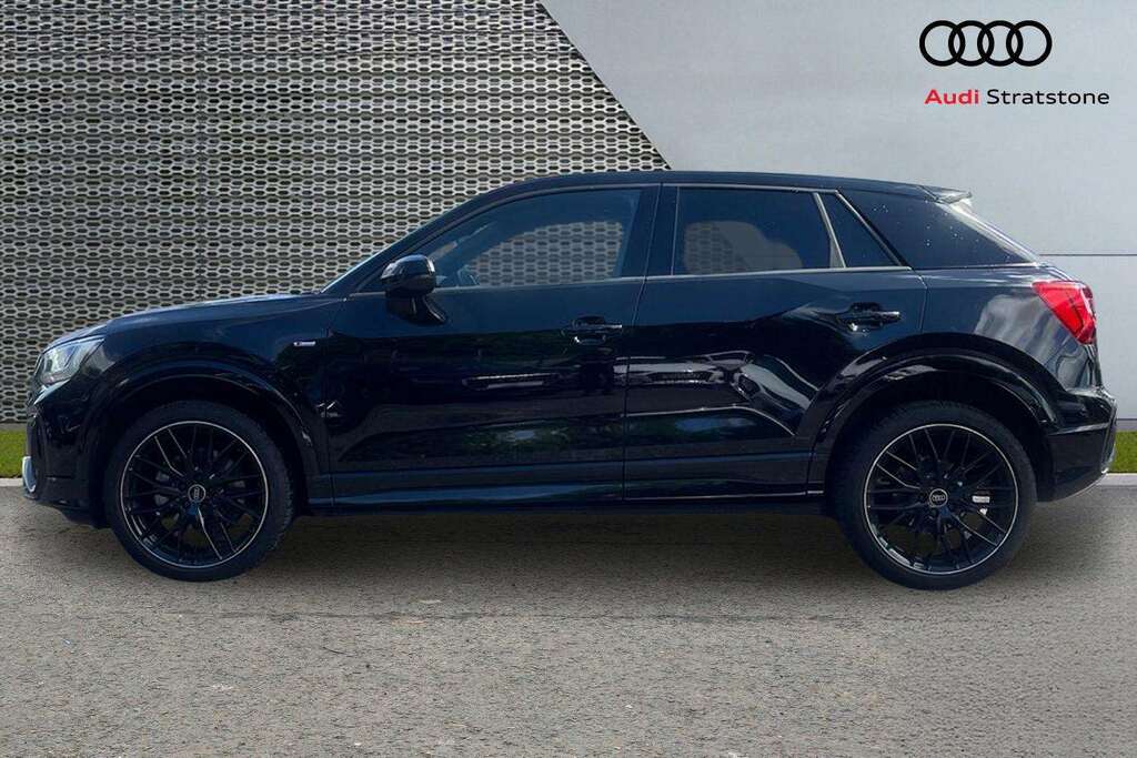 Audi Q2 30 Tfsi 116 Black Edition 2025 LR75UZV #5