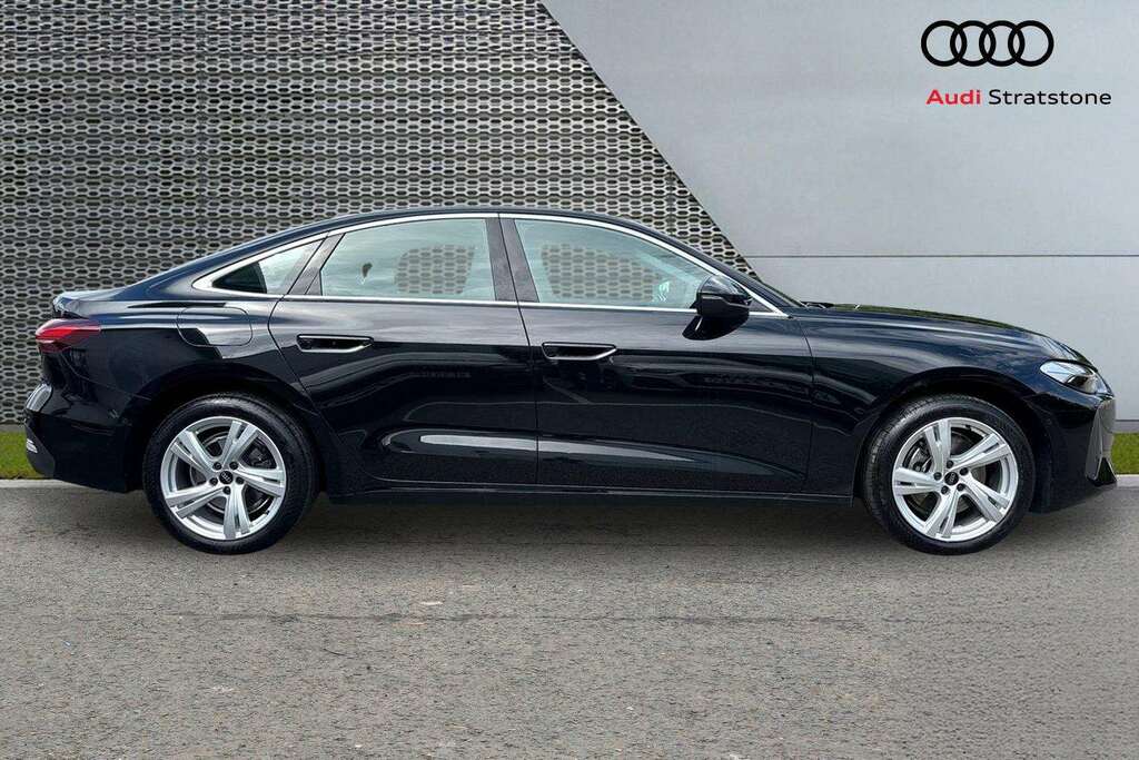 Audi A5 2.0 Tfsi 150 Sport S Tronic 2025 ML25LPK Black #4