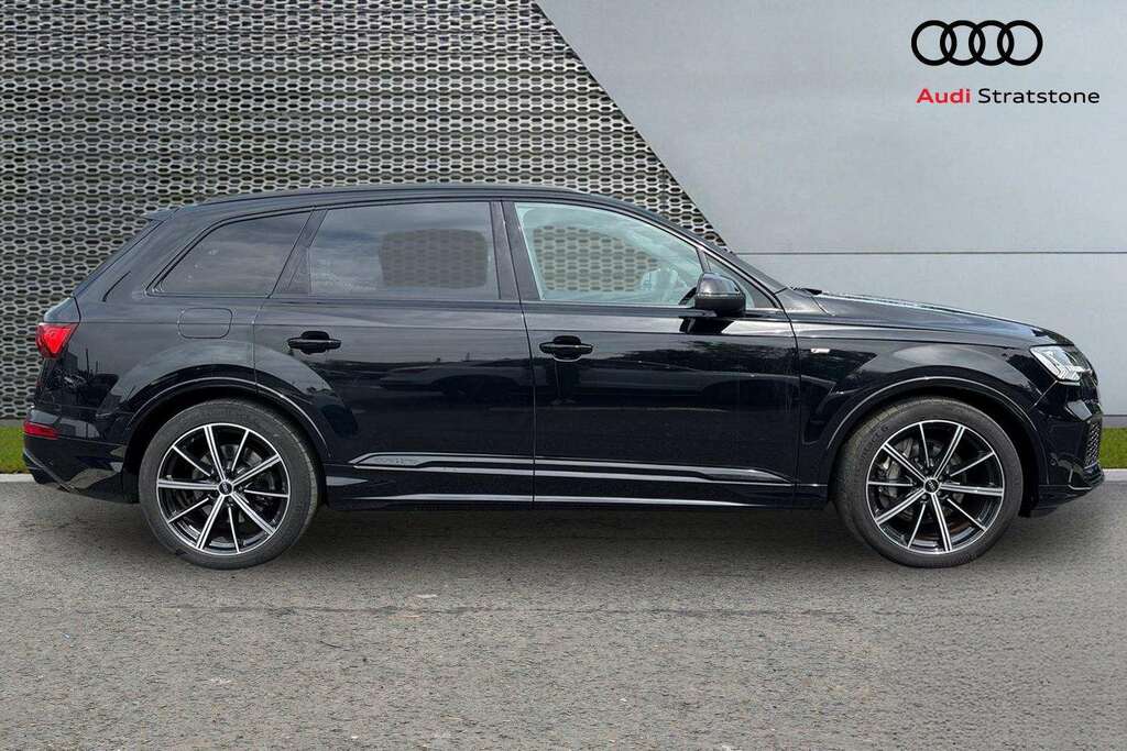 Audi Q7 55 Tfsi Quattro Black Edition Tiptronic 2023 GV73LZX Black #3