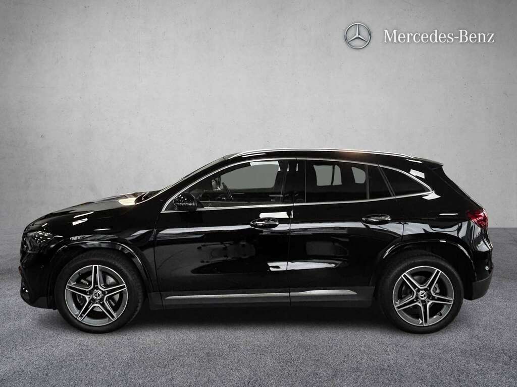 Mercedes-Benz GLA Class 200 Amg Line Executive 2024 SN24UGZ Black #3