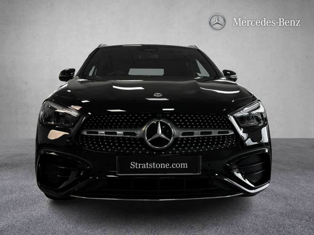 Mercedes-Benz GLA Class 200 Amg Line Executive 2024 SN24UGZ Black #2