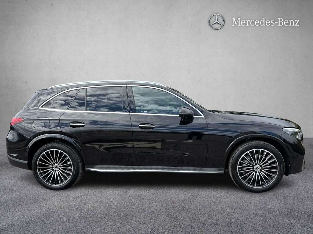 Mercedes-Benz GLC Class 300 4Matic Amg Line Premium Plus 9G-tronic 202 KW23ZRX Black #3