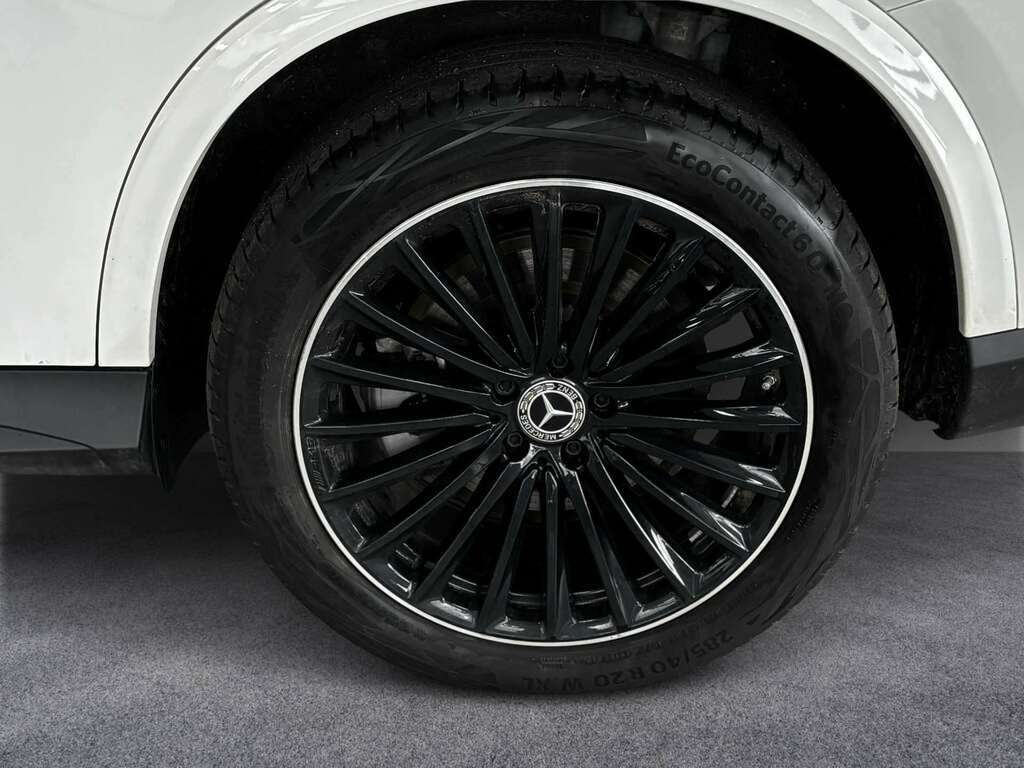 Mercedes-Benz GLC Class 300E 4Matic Urban Edition 9G-tronic 2025 YH75WRV White #4