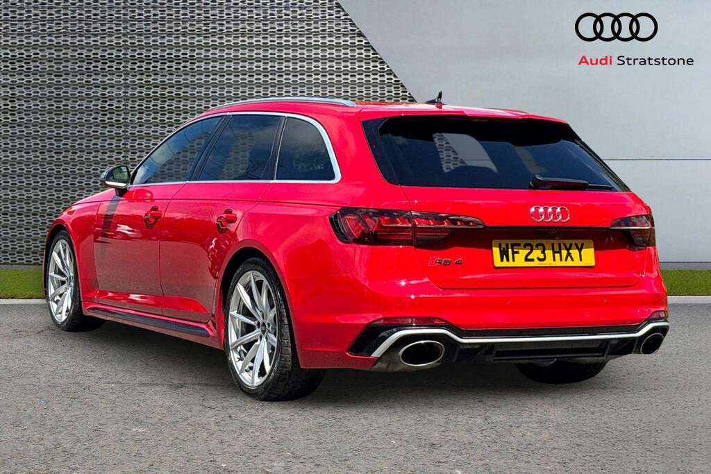 Audi RS4 Rs 4 Tfsi Quattro Tiptronic 2023 Red #3
