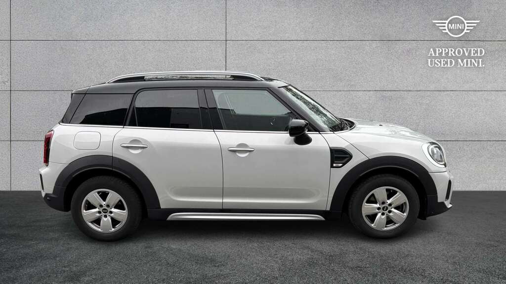 Mini Countryman 1.5 Cooper Classic 2022 FE22WWJ Silver #2