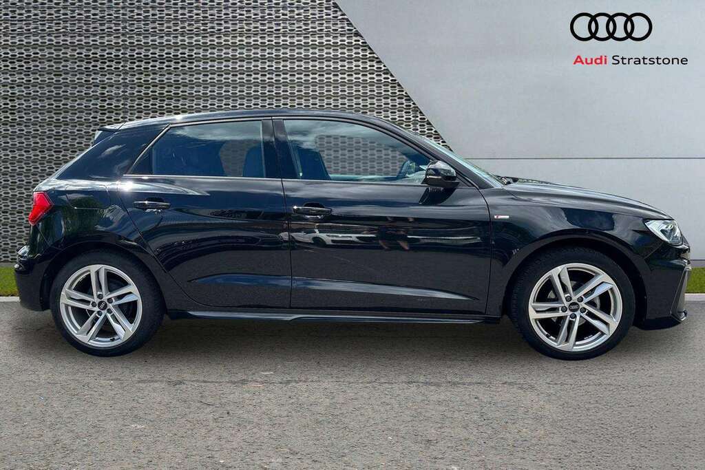 Audi A1 25 Tfsi S Line S Tronic 2023 VE72CHO Black #4