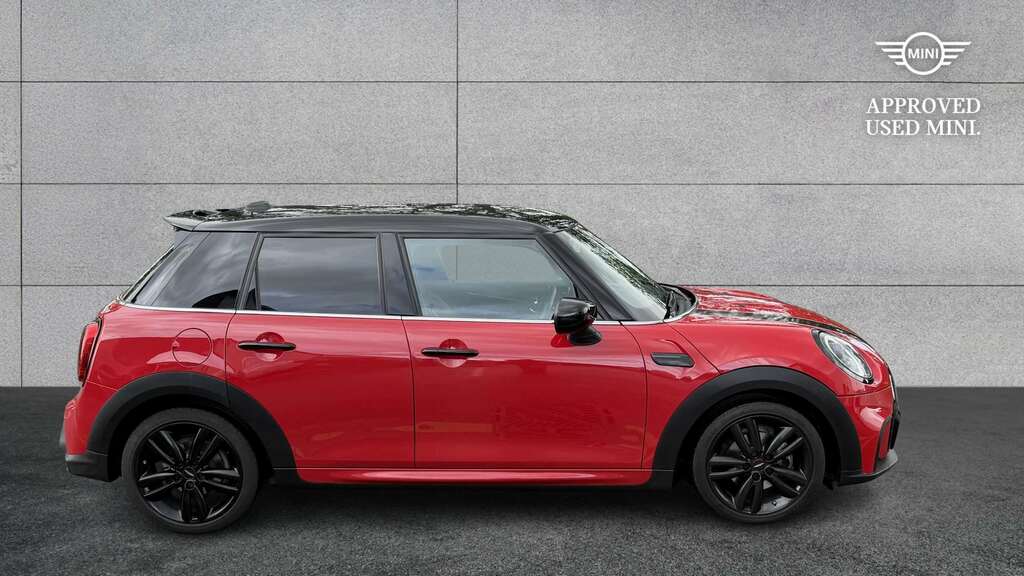 Mini Hatch 1.5 Cooper Sport 2022 Red