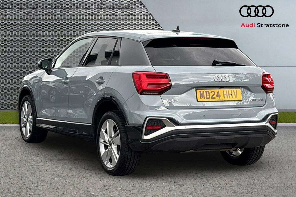 Audi Q2 35 Tfsi S Line S Tronic 2024 MD24HHV Grey #3