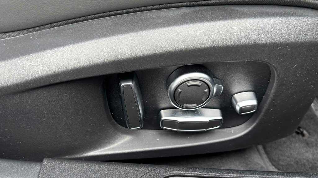 Jaguar XE 2.0 P250 R-dynamic Hse Grey #19