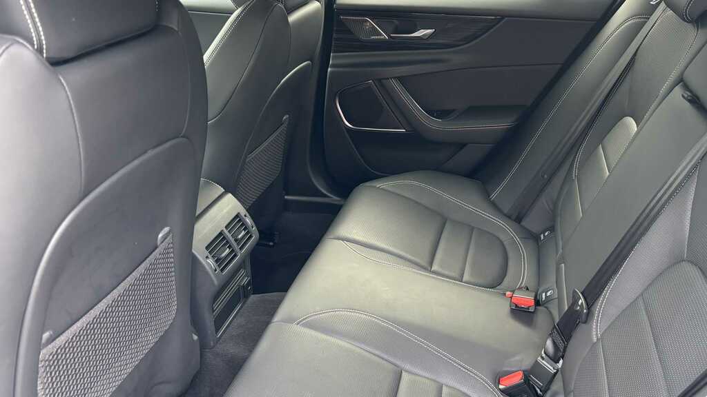 Jaguar XE 2.0 P250 R-dynamic Hse Grey #9