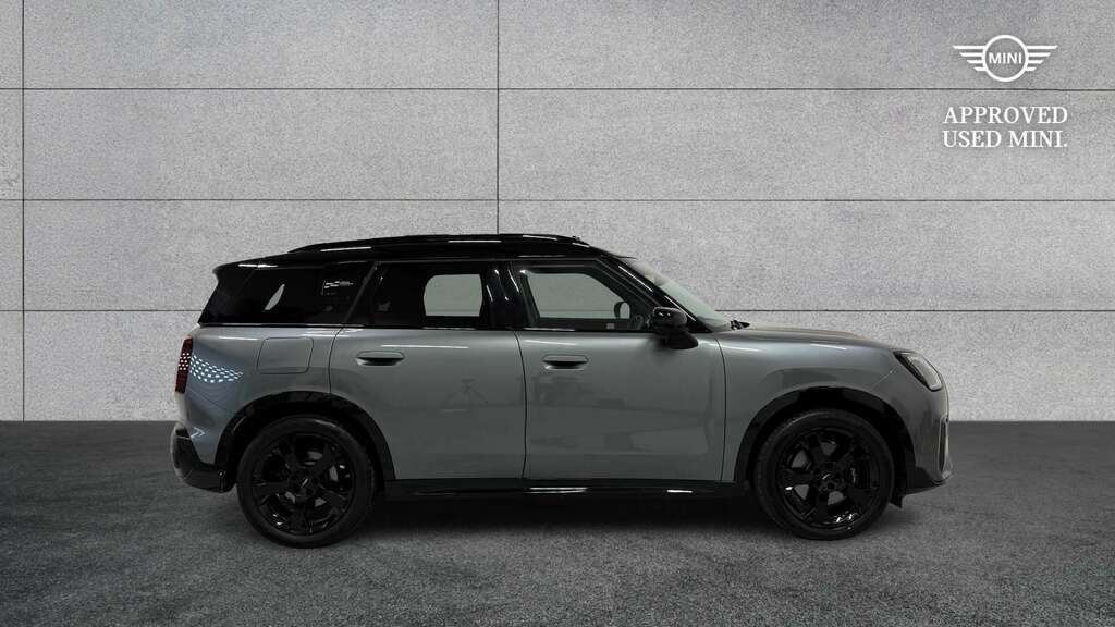 Mini Countryman 2.0 S Sport All4 Level 3 2024 YP24XAX Green #2