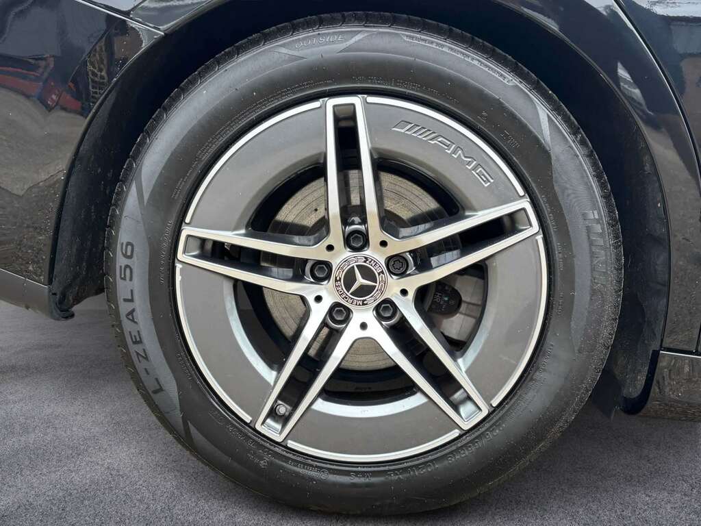 Mercedes-Benz E Class E200 Amg Line 9G-tronic 2025 KX25YUU Black #6
