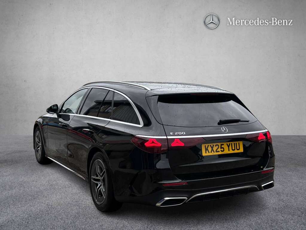 Mercedes-Benz E Class E200 Amg Line 9G-tronic 2025 KX25YUU Black #2