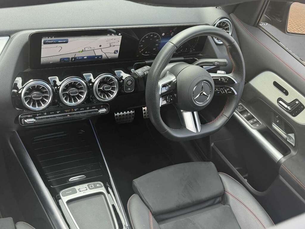 Mercedes-Benz GLA Class 200D Amg Line Premium Plus 2025 KN25CTV Grey #4