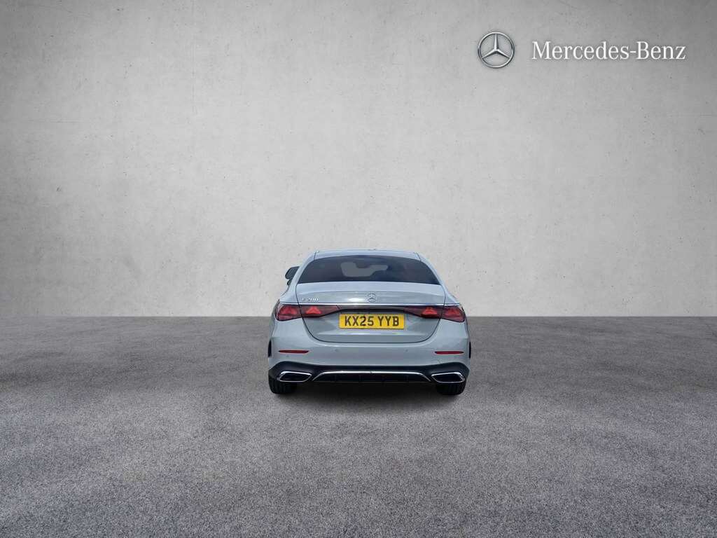 Mercedes-Benz E Class E200 Amg Line 9G-tronic 2025 KX25YYB Grey #4