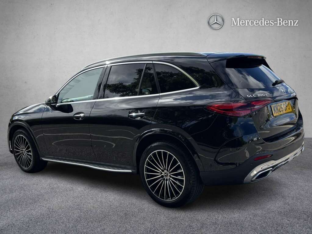 Mercedes-Benz GLC Class 300D 4Matic Amg Line Premium 9G-tronic 2025 KN25GPJ Black #2