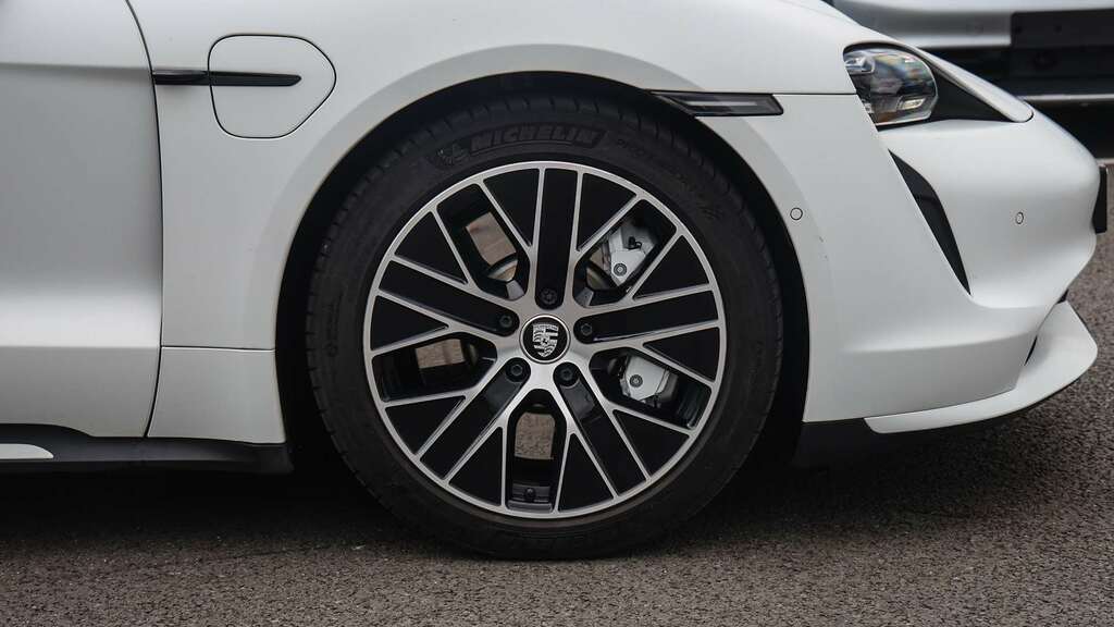 Porsche Taycan Turbo 2023 2023 BV23KCX White #6