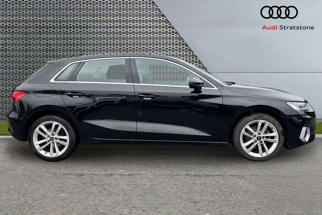 Audi A3 30 Tfsi Sport S Tronic 2022 VK22LBG Black #4