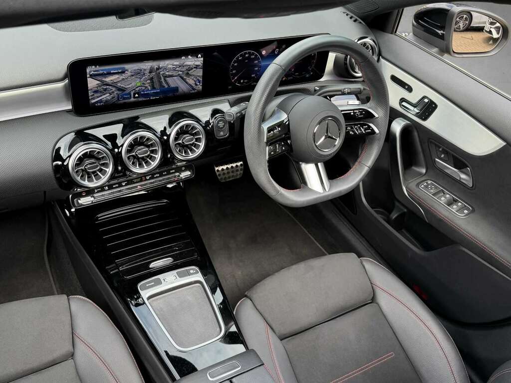 Mercedes-Benz A Class A200 Amg Line Premium Plus 2025 KN25YTD Black #4