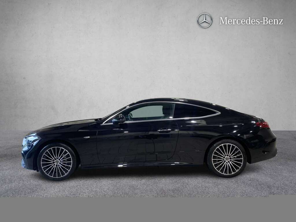 Mercedes-Benz CLE Class 300E Amg Line Premium 9G-tronic 2024 KN74XCF Black #3