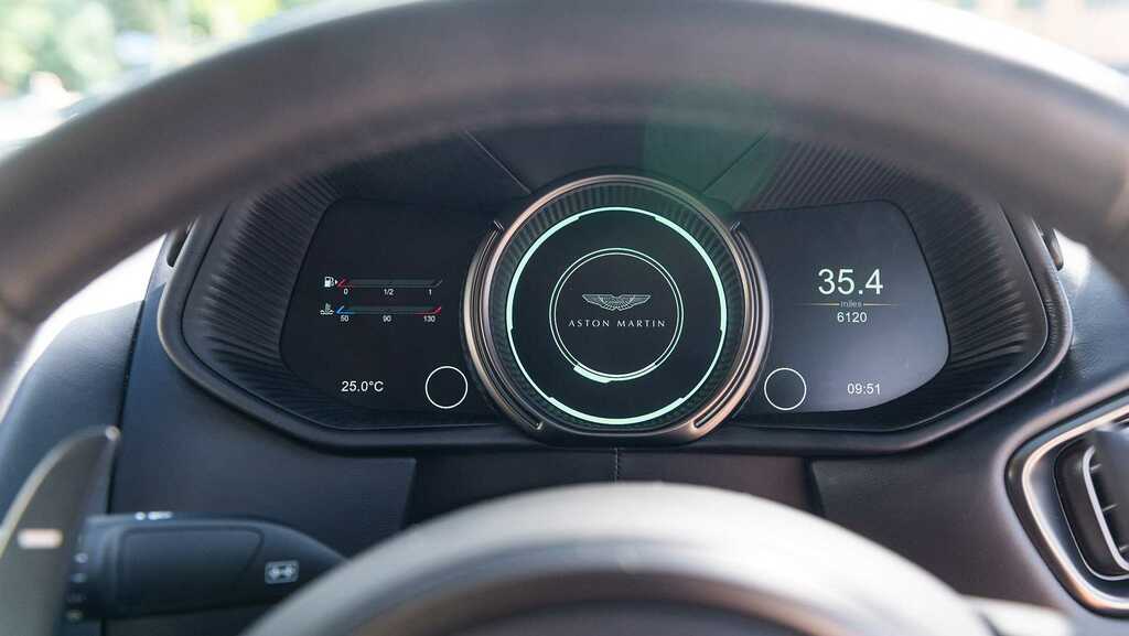 Aston Martin DB11 V8 528 Touchtronic 2022 Green #6