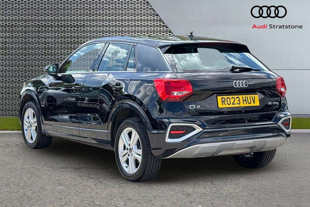 Audi Q2 30 Tfsi Sport 2023 RO23HUV Black #3