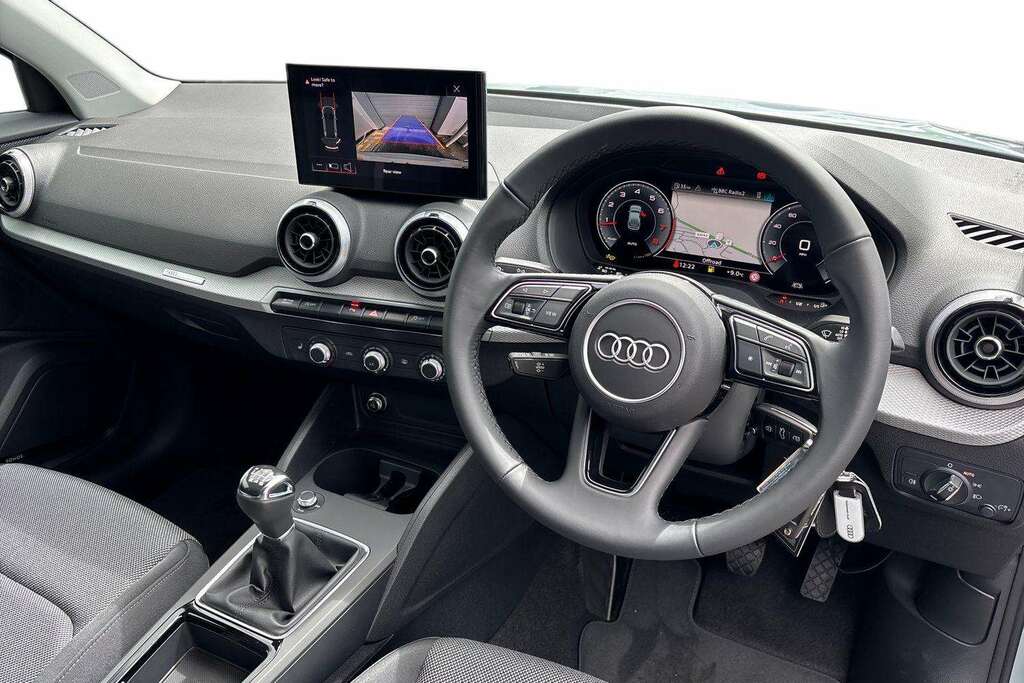 Audi Q2 35 Tfsi Sport 2026 VN26BZH Grey #6