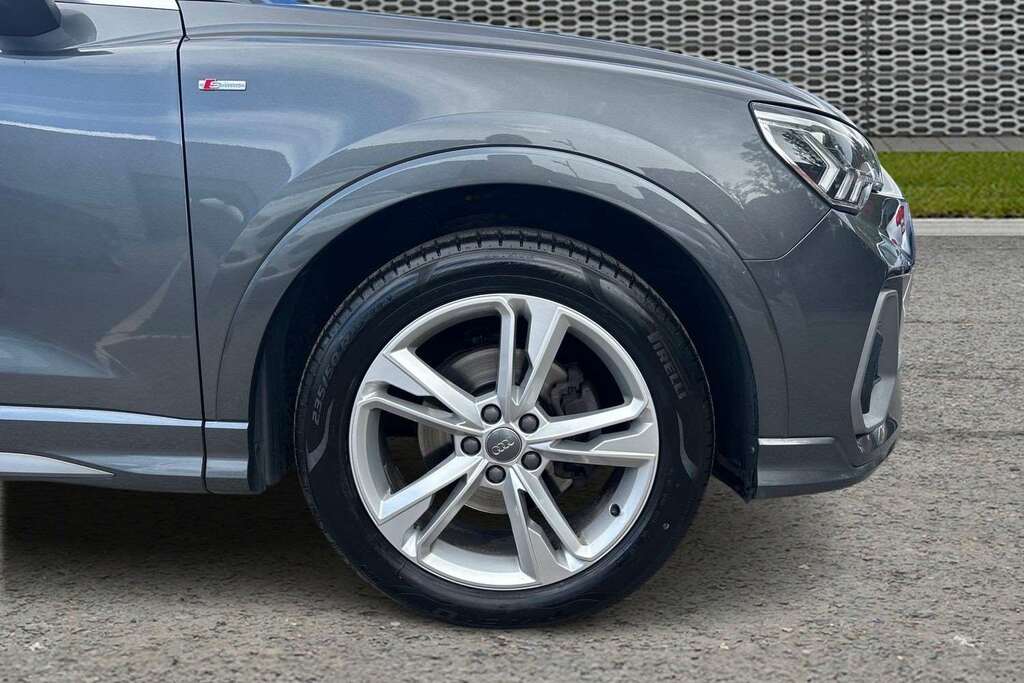 Audi Q3 35 Tdi S Line S Tronic 2019 KK19DWW Grey #5
