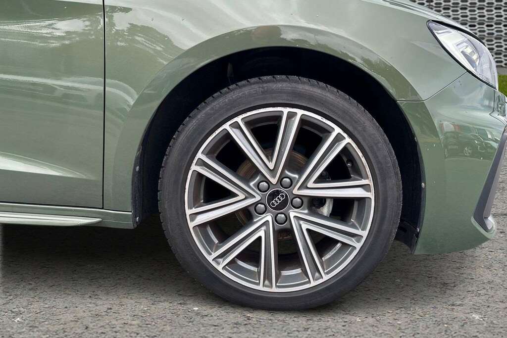 Audi A1 25 Tfsi S Line S Tronic 2024 MM24SZU Green #4