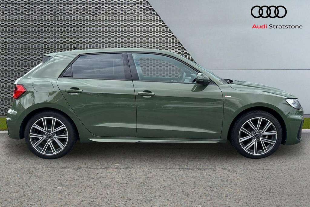 Audi A1 25 Tfsi S Line S Tronic 2024 MM24SZU Green #3