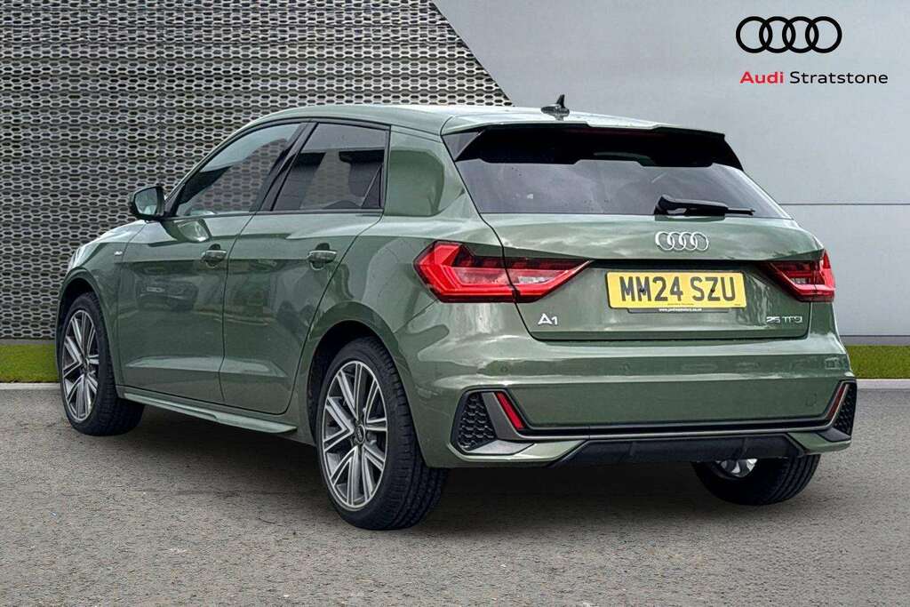Audi A1 25 Tfsi S Line S Tronic 2024 MM24SZU Green #2