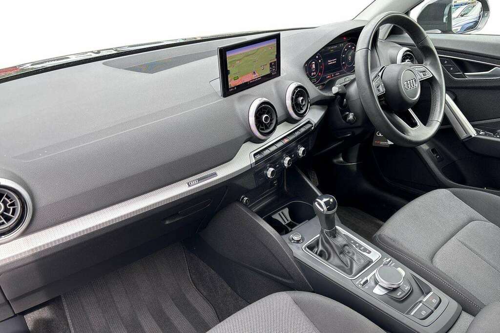 Audi Q2 35 Tfsi Sport S Tronic 2024 DX24WLH Grey #2
