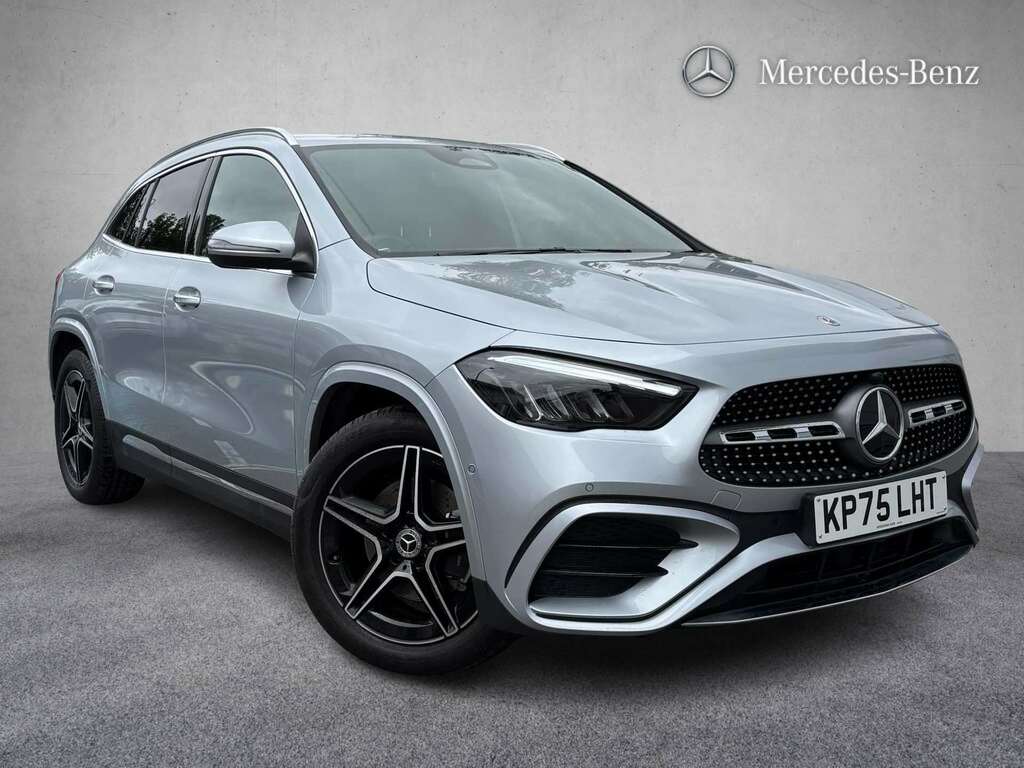 Mercedes-Benz GLA Class 220D 4Matic Amg Line Executive 2025 Silver