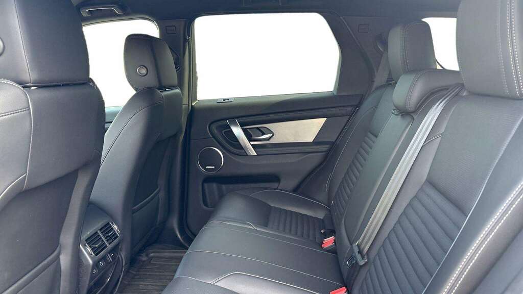 Land Rover Discovery Sport 2.0 D200 Dynamic Se 7 Seat 2024 FJ74XMW Grey #4