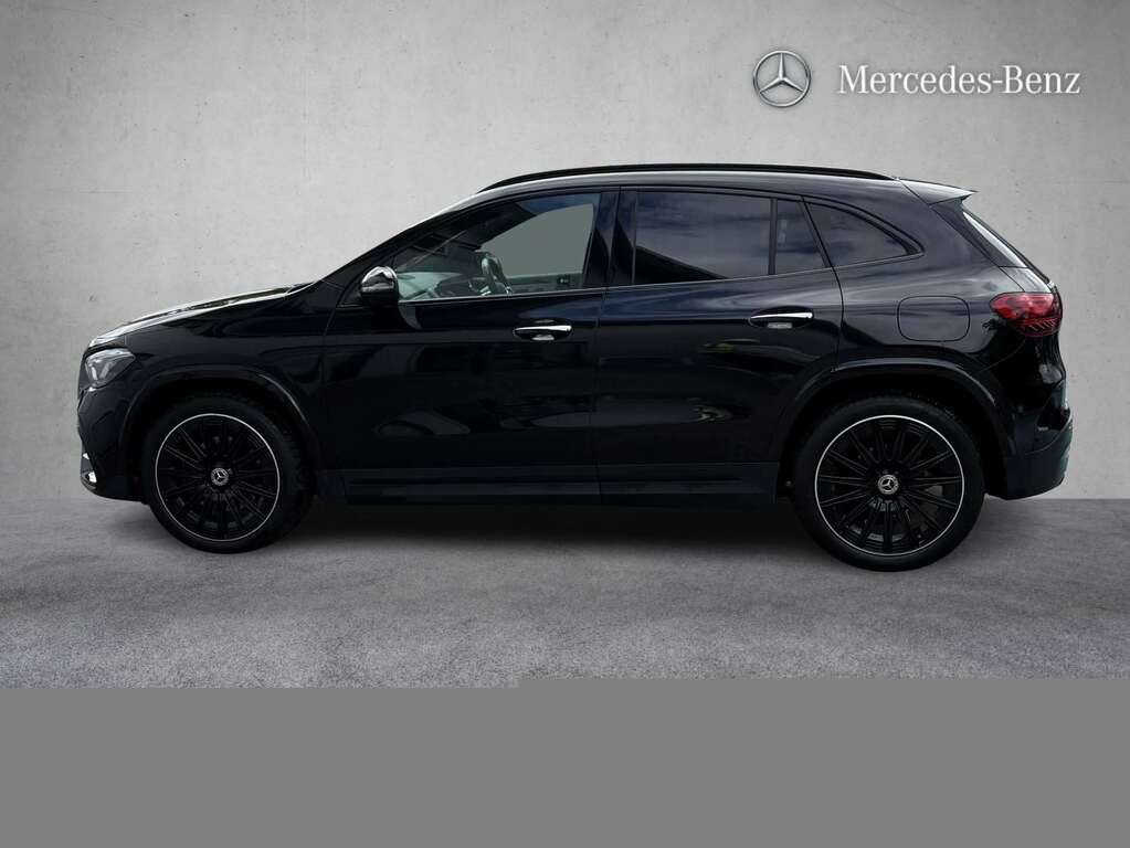 Mercedes-Benz GLA Class 200D Amg Line Premium Plus 2025 KR25MZG Black #5
