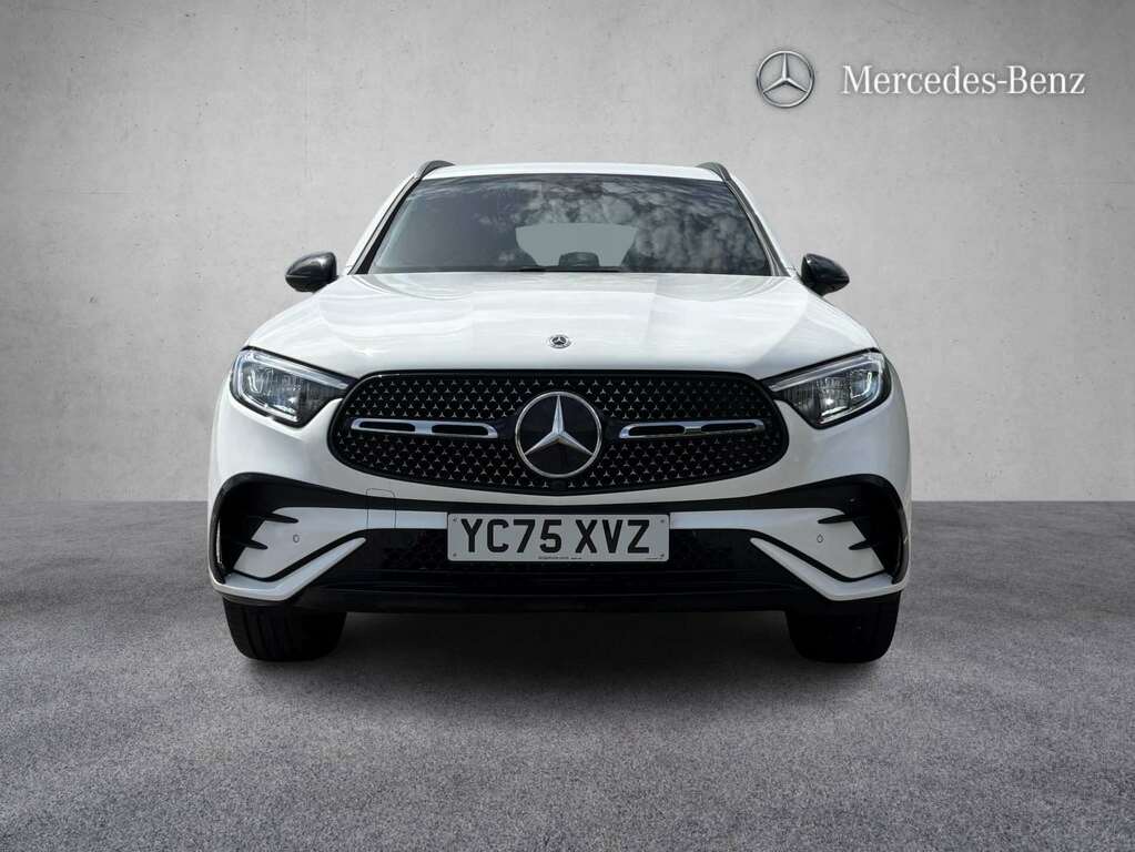 Mercedes-Benz GLC Class 300E 4Matic Urban Edition 9G-tronic 2025 YC75XVZ White #4