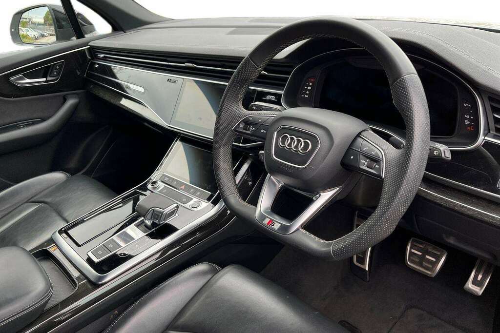 Audi Q7 55 Tfsi Quattro Black Edition Tiptronic 2024 KR24WPK White #6