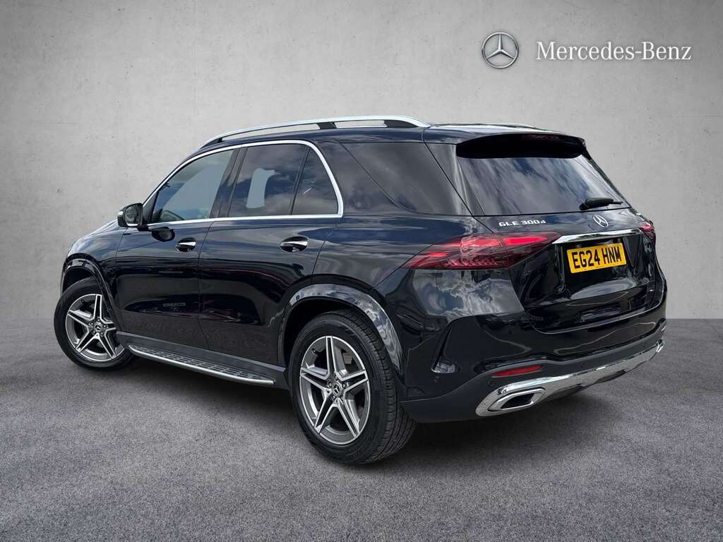 Mercedes-Benz GLE Class 300D 4Matic Amg Line 9G-tronic 7 Seat 2024 Black #2