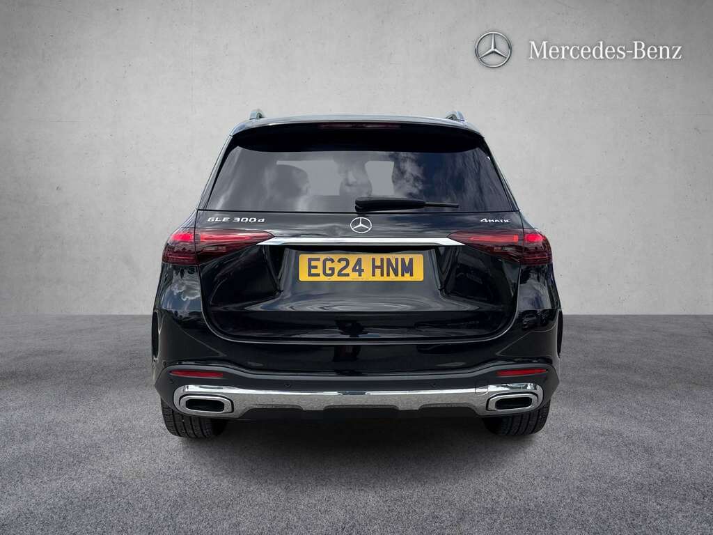 Mercedes-Benz GLE Class 300D 4Matic Amg Line 9G-tronic 7 Seat 2024 Black #4
