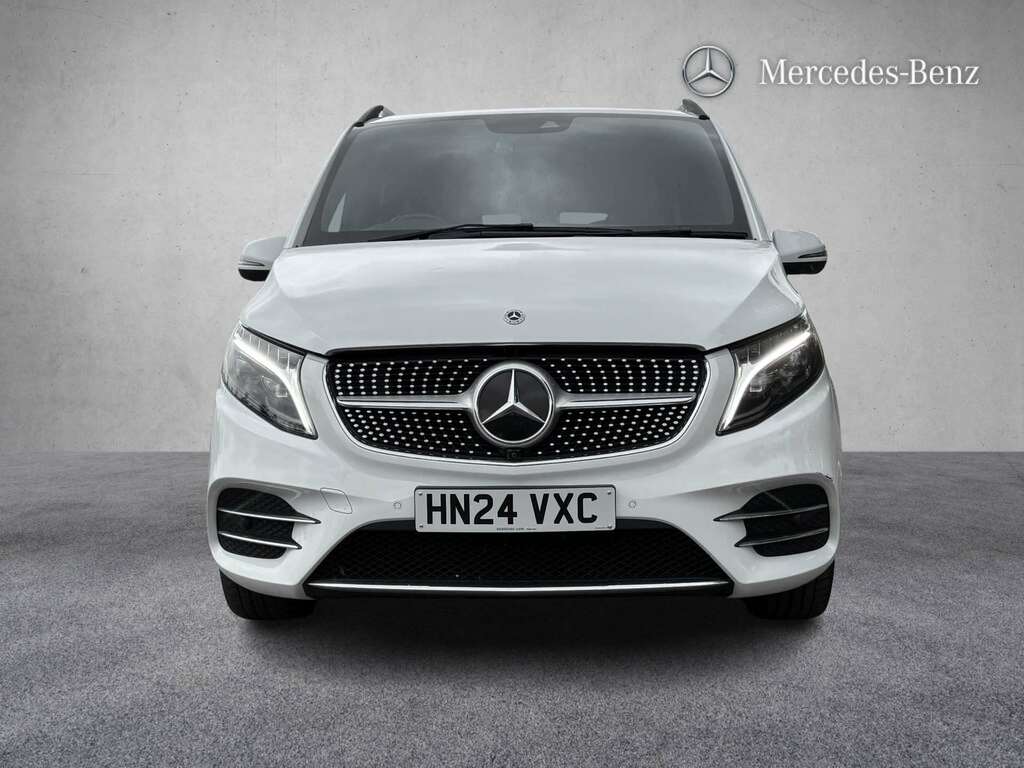 Mercedes-Benz V Class V220 D Amg Line 9G-tronic Extra Long 2024 White #5