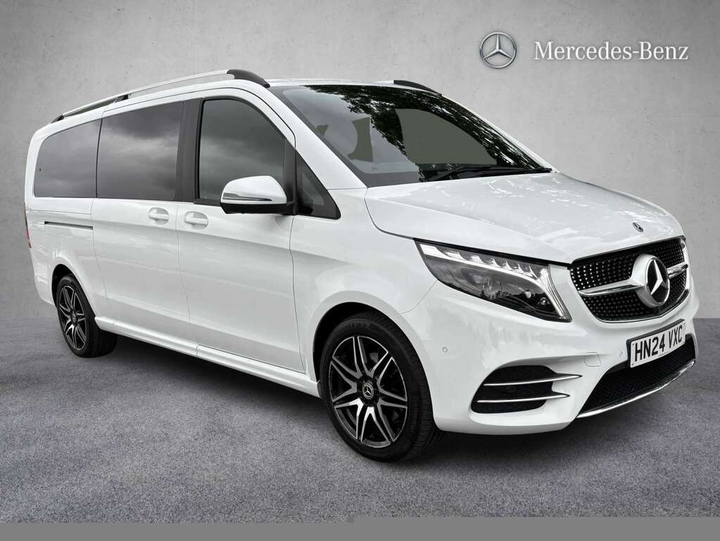 Mercedes-Benz V Class V220 D Amg Line 9G-tronic Extra Long 2024 White
