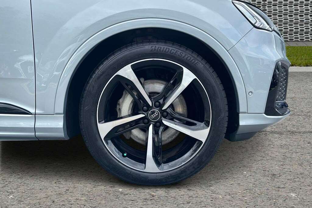 Audi Q7 50 Tdi Quattro Black Edition Tiptronic 2023 MK73CDU Silver #5