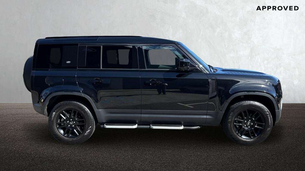 Land Rover Defender 110 3.0 D250 Se 110 2023 BM23NNP Black #4