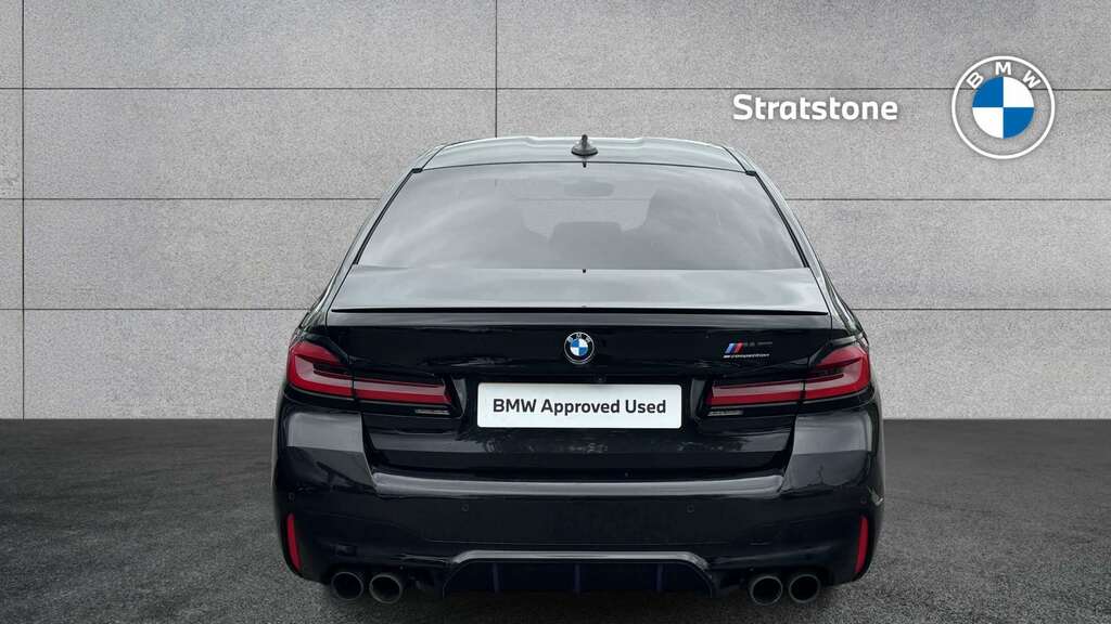 BMW M5 Competition Dct 2022 Black #4