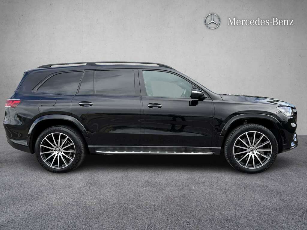 Mercedes-Benz GLS Class 400D 4Matic Night Ed 9G-tronic 2022 Black #4